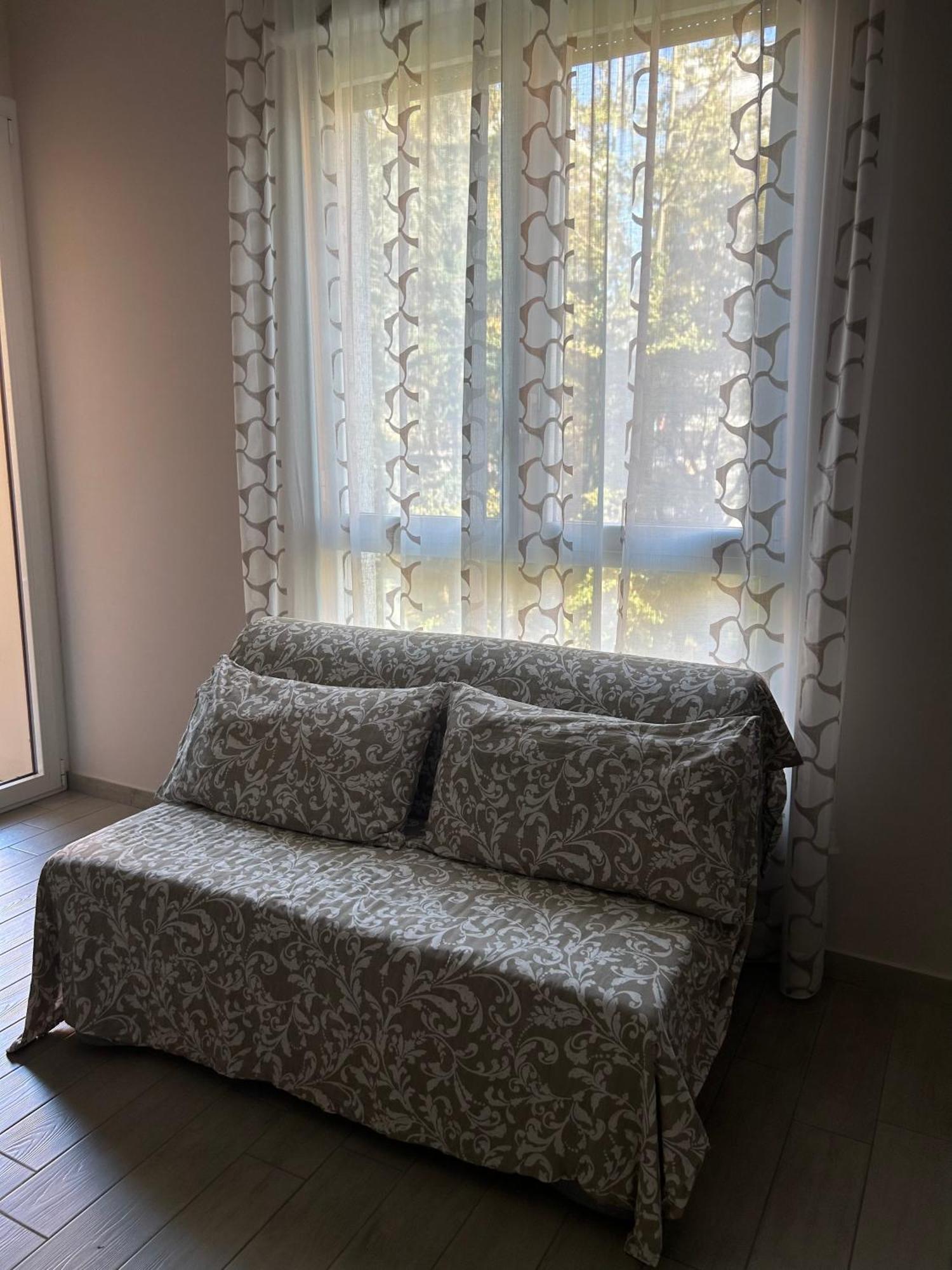 Appartamento Veronica, Per Lavoro E Relax Корсико Экстерьер фото