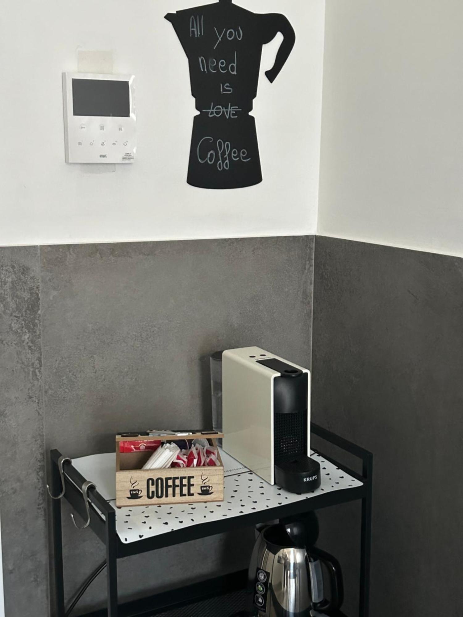 Appartamento Veronica, Per Lavoro E Relax Корсико Экстерьер фото